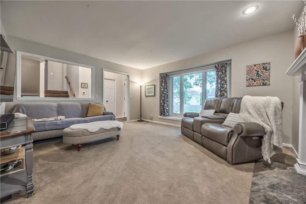 15118 W 83rd Street — photo 12
