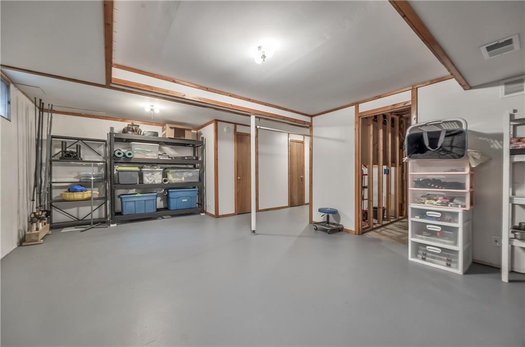 15118 W 83rd Street — photo 31