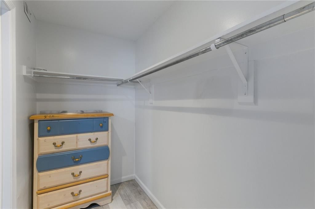 5017 Walnut Street — photo 12