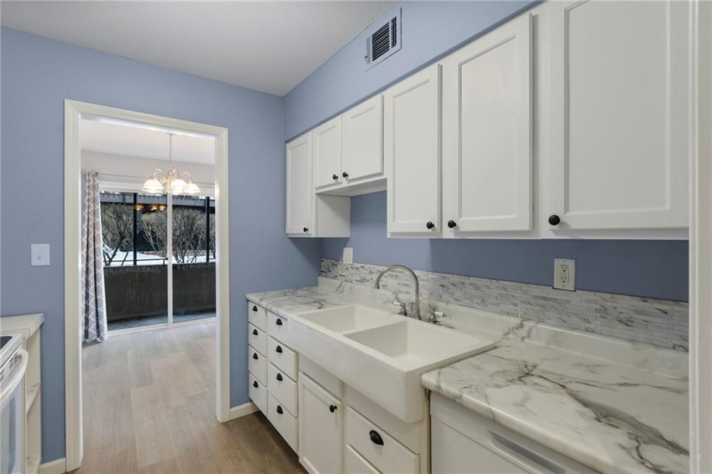 5017 Walnut Street — photo 18