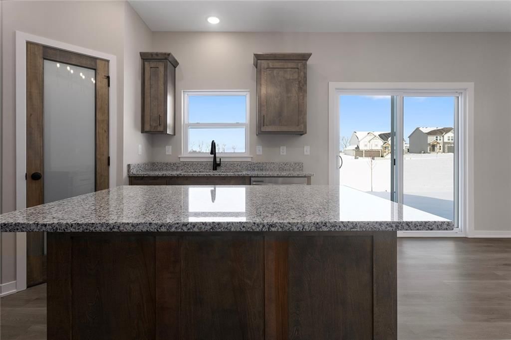 1502 SW Meadowlark Court — photo 11