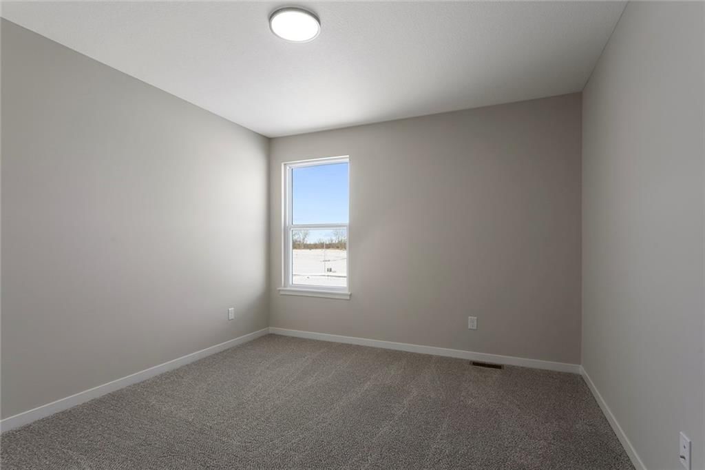 1502 SW Meadowlark Court — photo 15