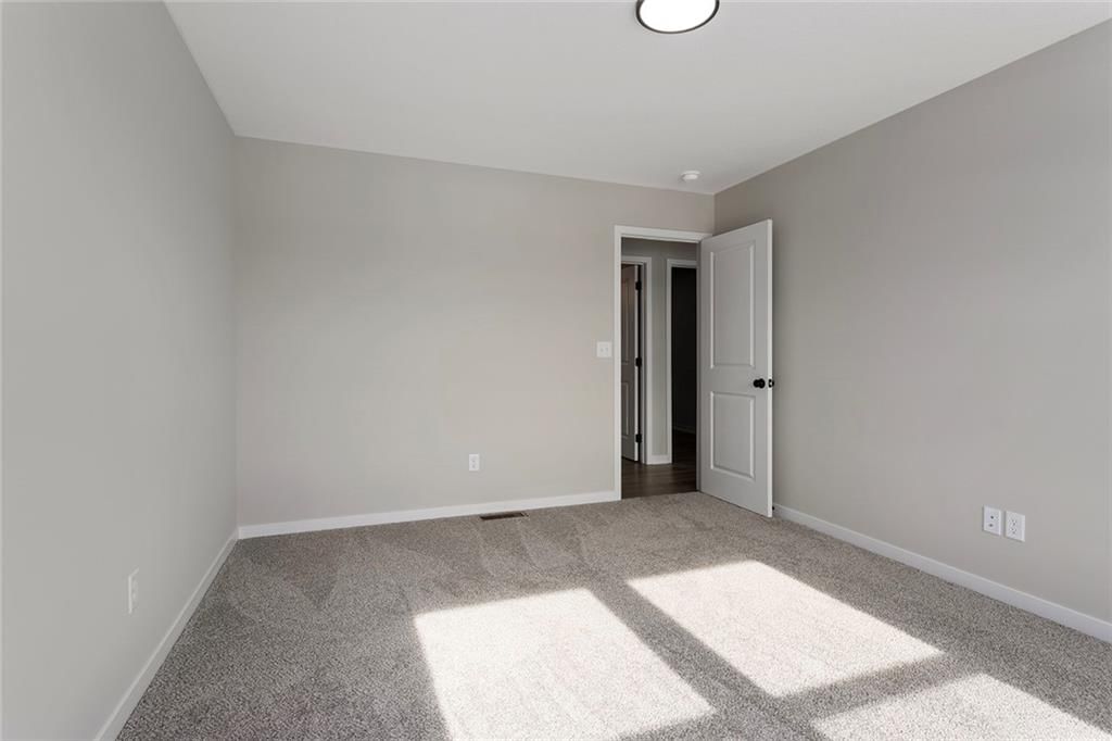 1502 SW Meadowlark Court — photo 18