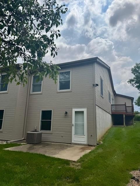 6418 N Revere Drive — photo 11