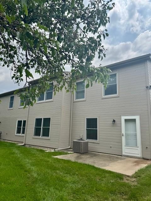 6418 N Revere Drive — photo 12