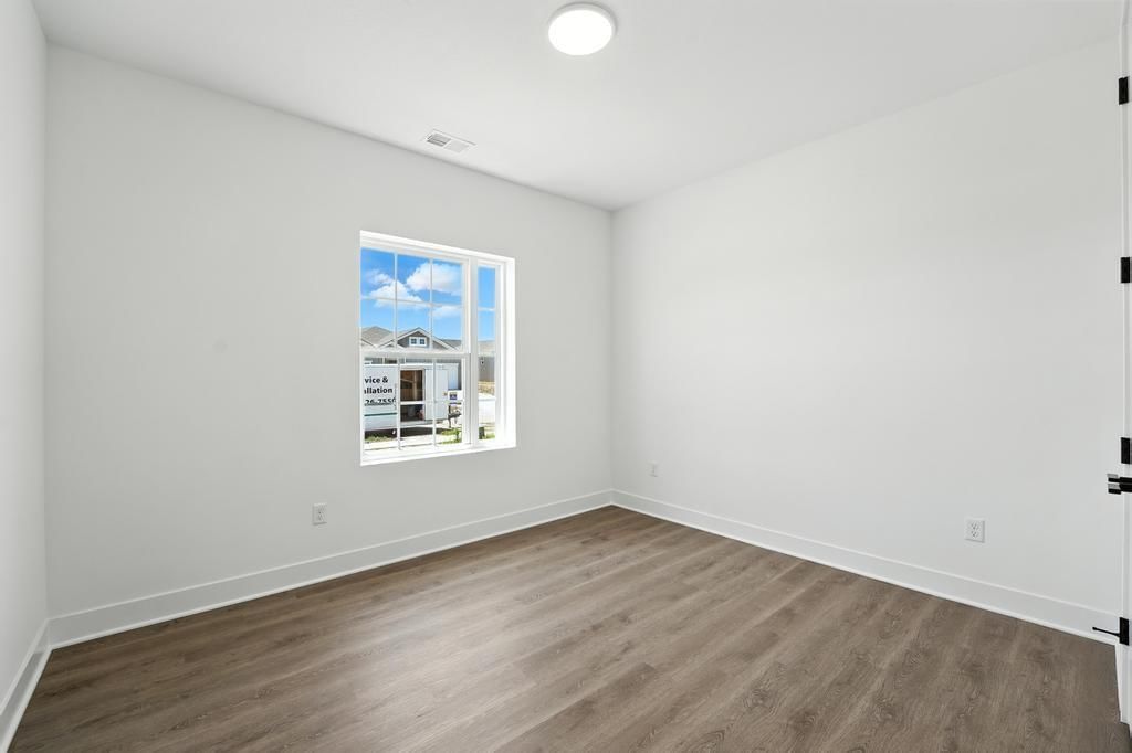 20688 Barker Street — photo 11