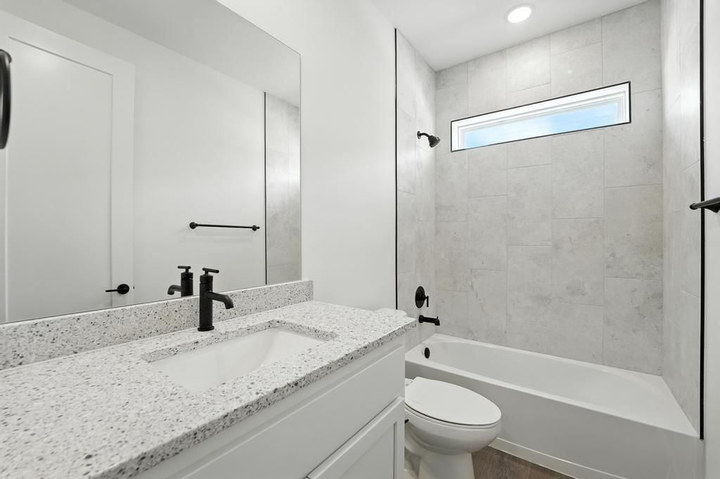 20688 Barker Street — photo 13