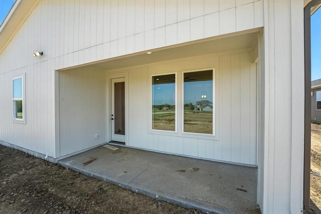 20688 Barker Street — photo 26