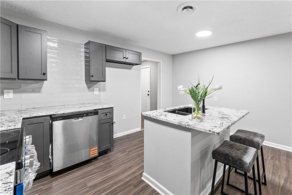 11613 W 69th Terrace — photo 9
