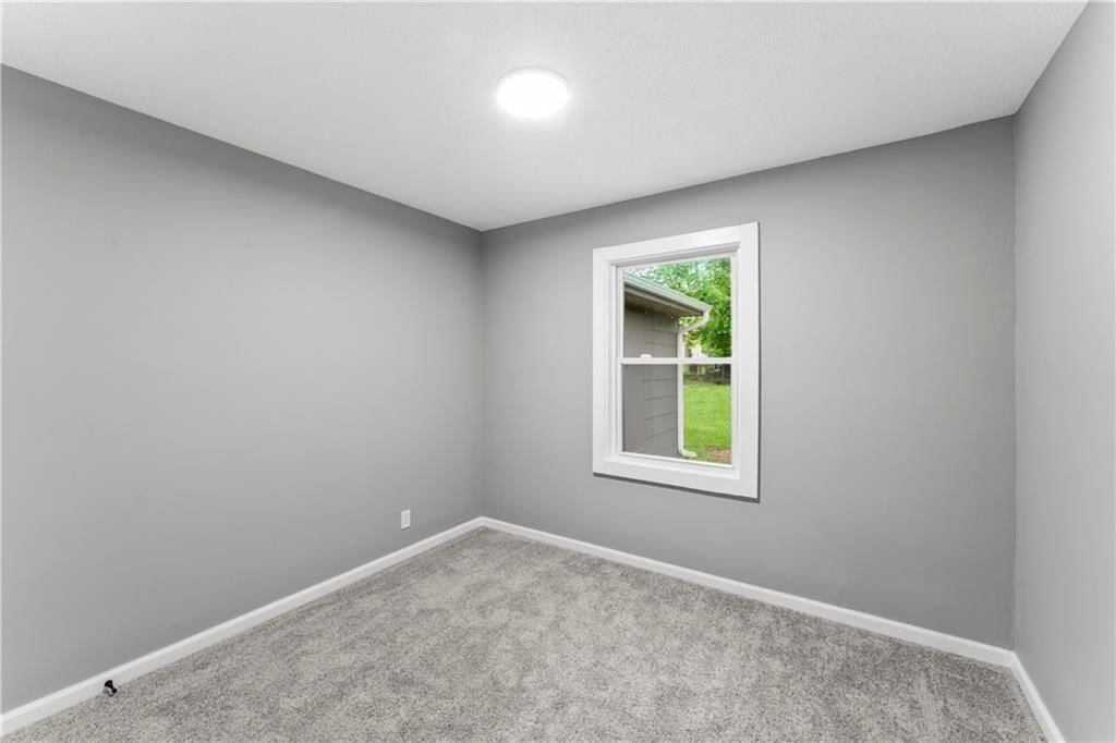 11613 W 69th Terrace — photo 28