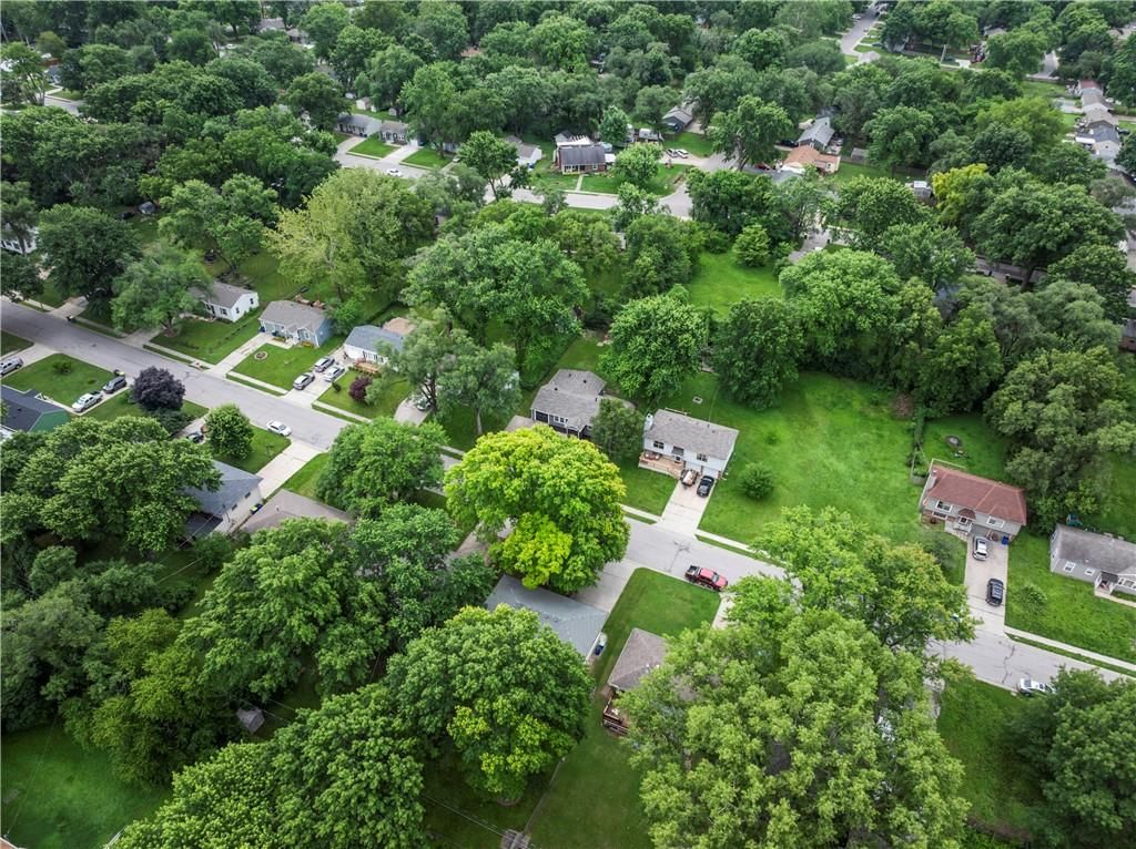 11613 W 69th Terrace — photo 32