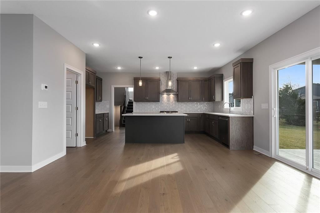 13313 W 179th Street — photo 9