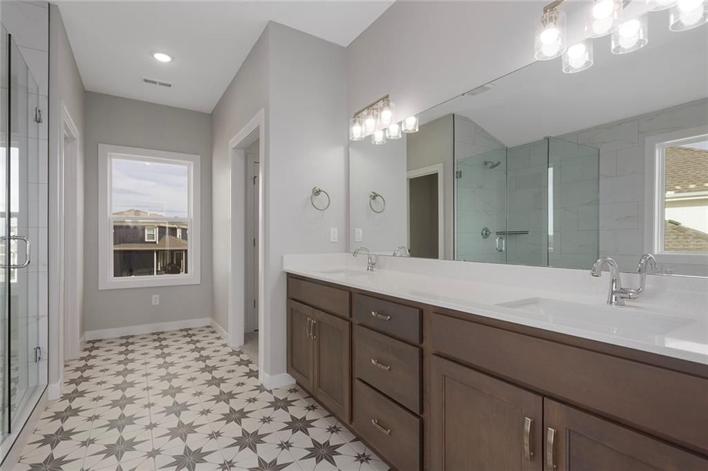 13313 W 179th Street — photo 17