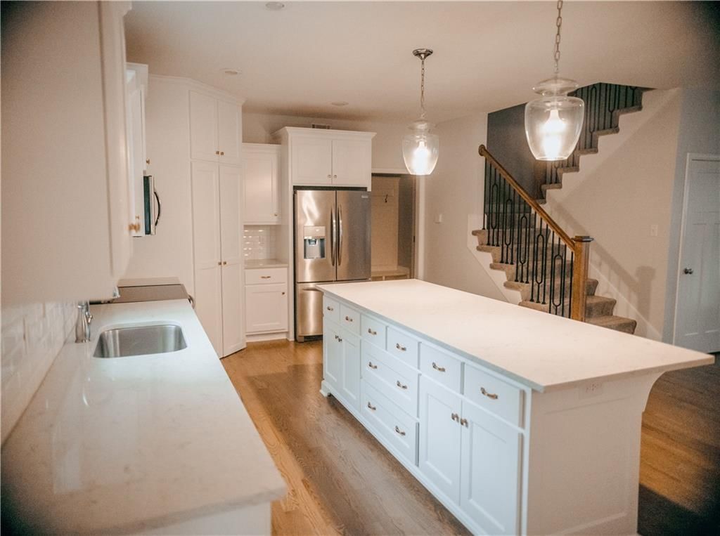 5073 NW Timberline Drive — photo 8