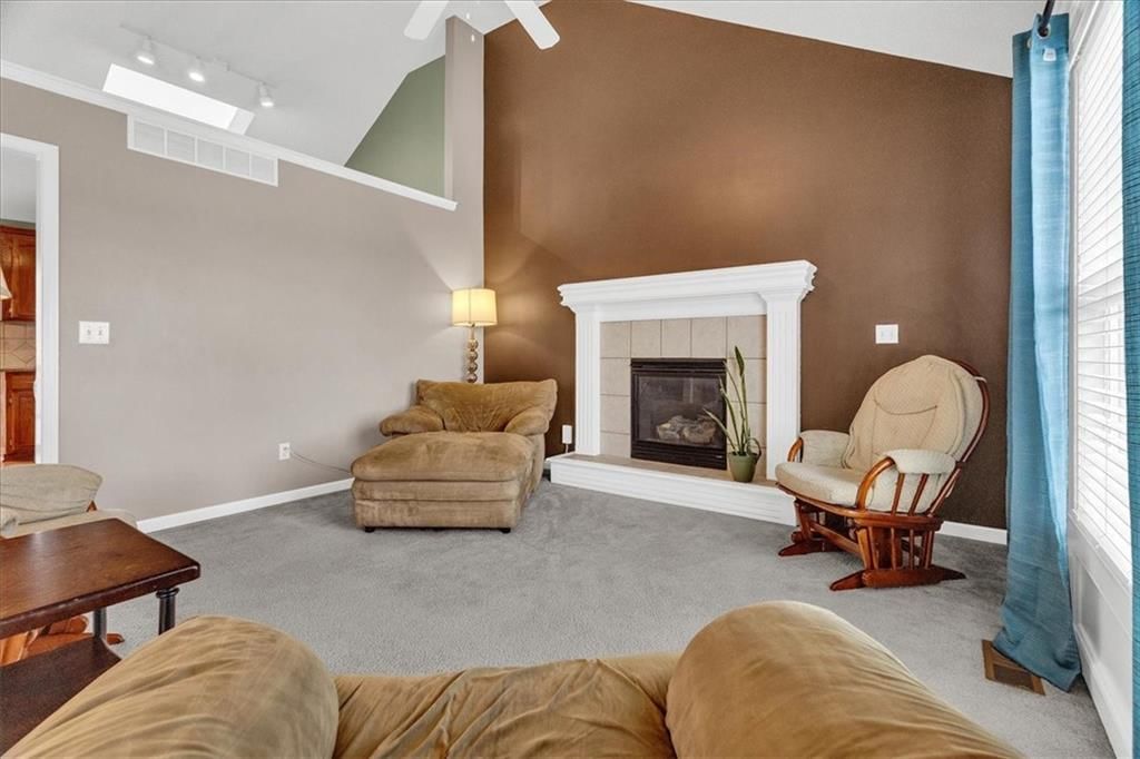 8512 N Arcola Avenue — photo 6