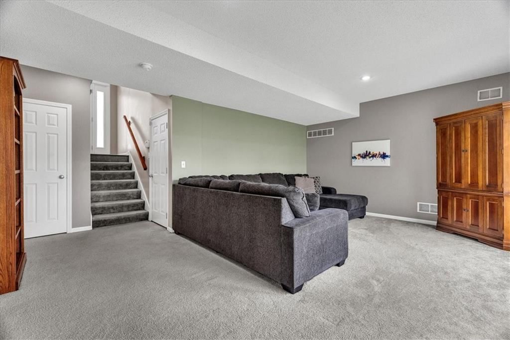 8512 N Arcola Avenue — photo 18