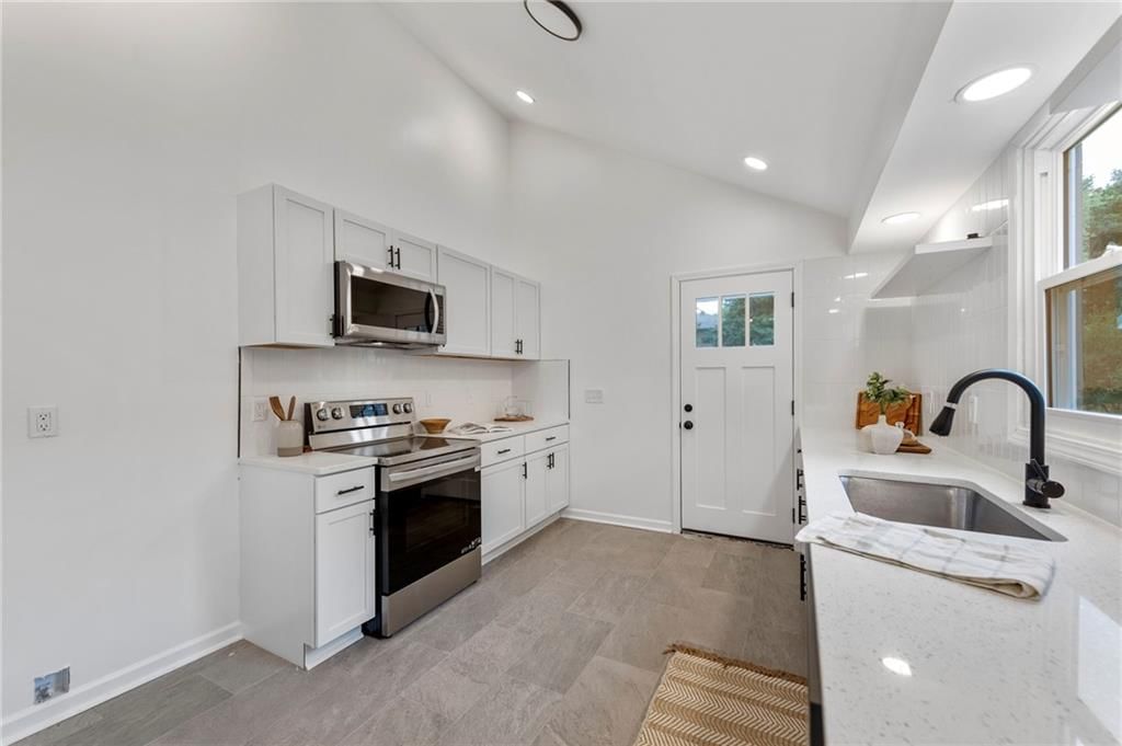 9521 W 60th Street — photo 16