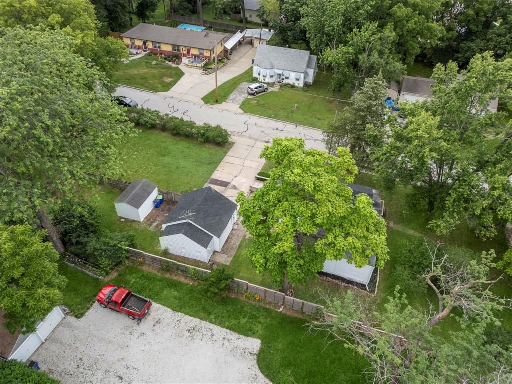 9521 W 60th Street — photo 42