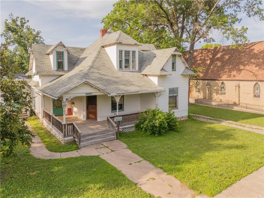 708 Osage Street — photo 2