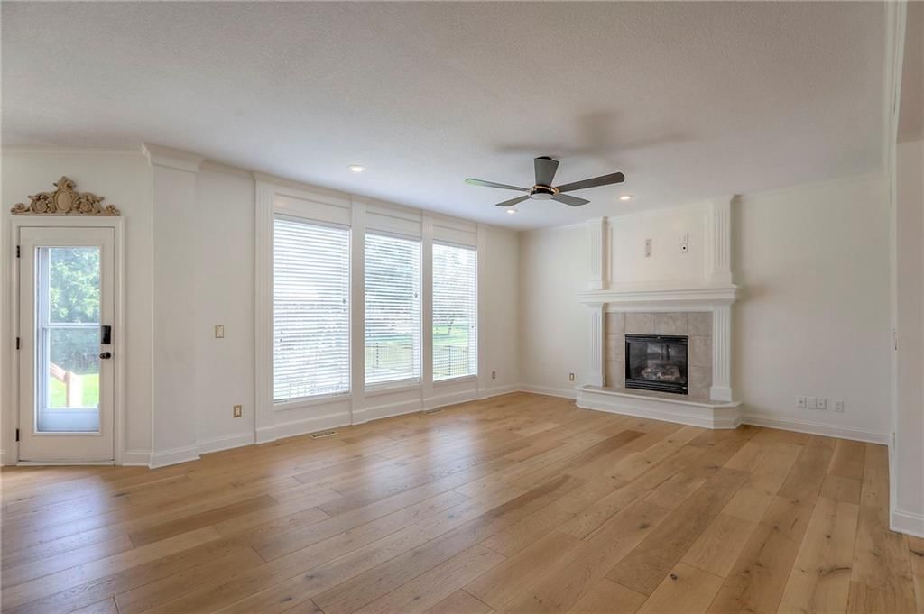 Photo 10 of 32 - 2300 NE 109th Street