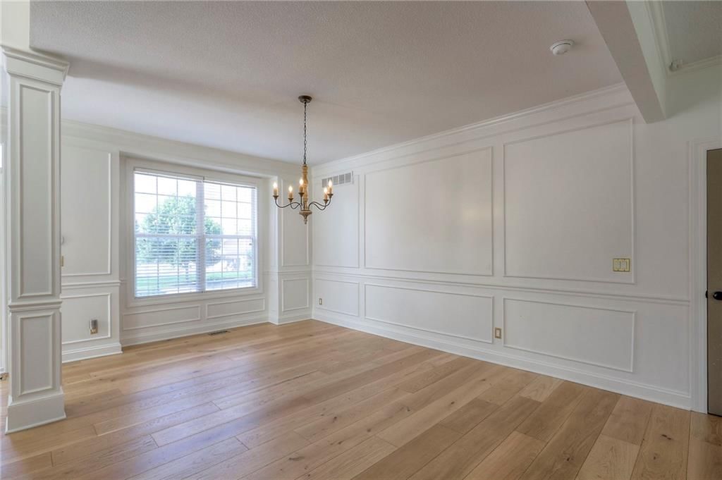 Photo 14 of 32 - 2300 NE 109th Street