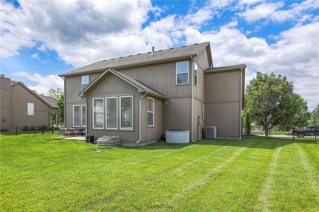 Photo 31 of 32 - 2300 NE 109th Street