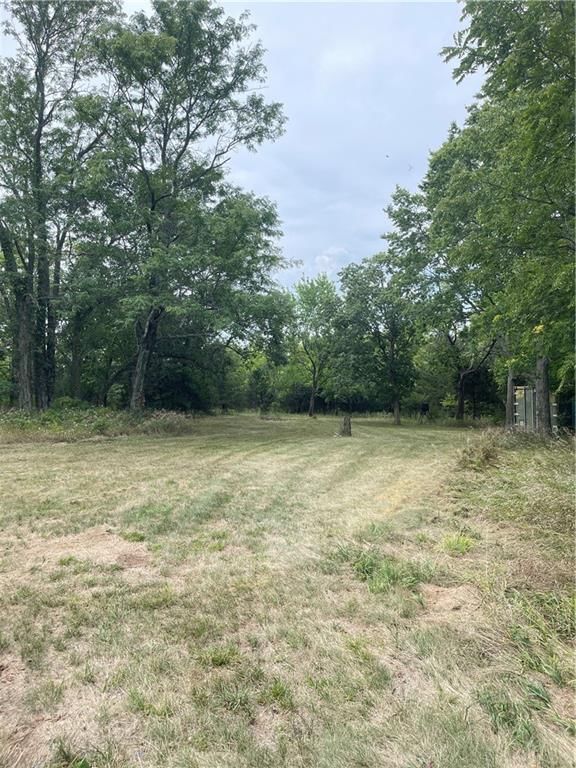 4750 labette Terrace — photo 9