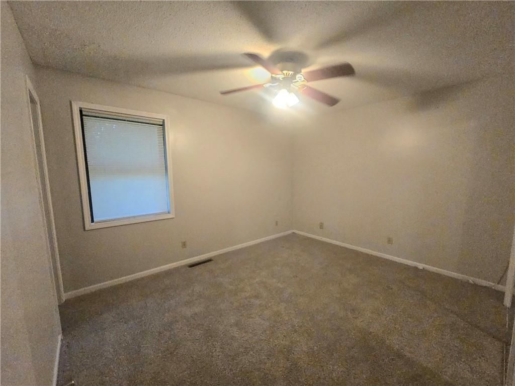 408 Creach Street — photo 9