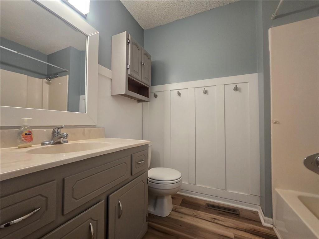 408 Creach Street — photo 12