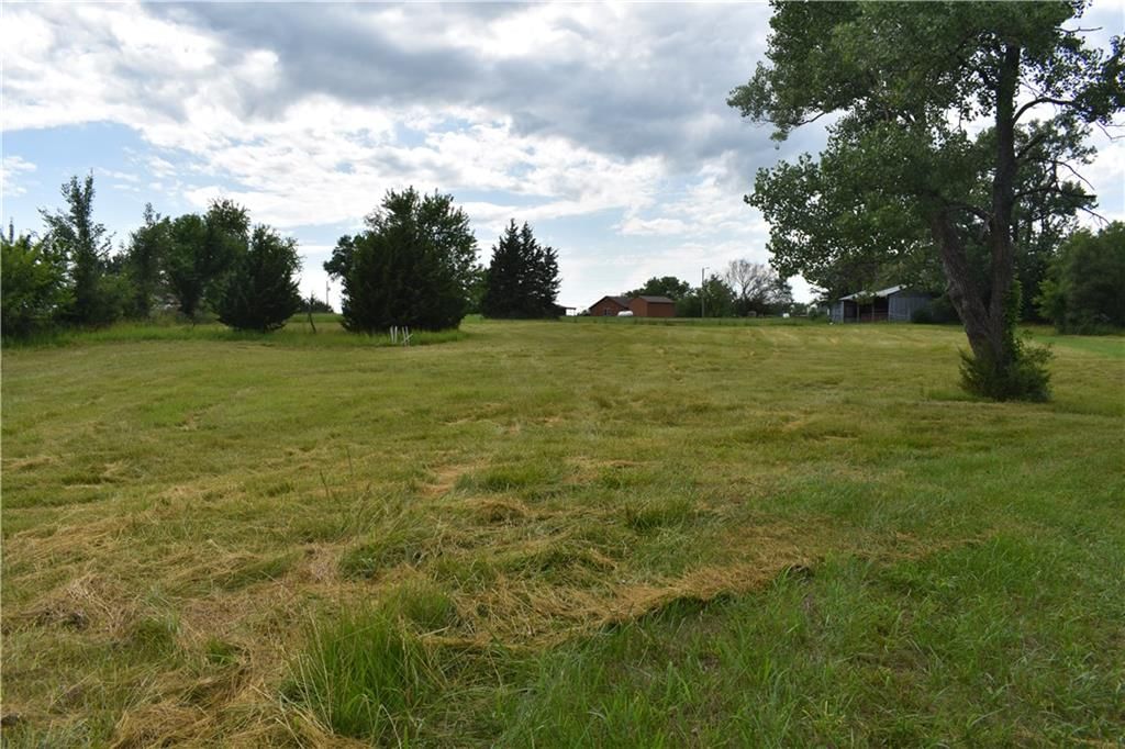 21570 Mclouth Road — photo 47