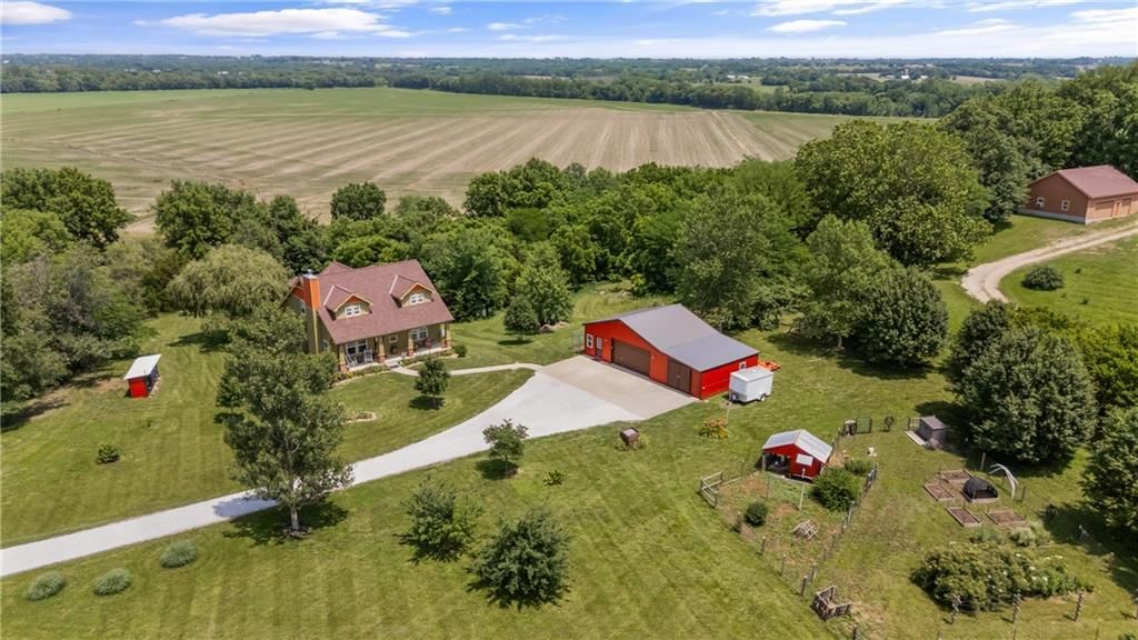 16970 198th Street, Tonganoxie, KS