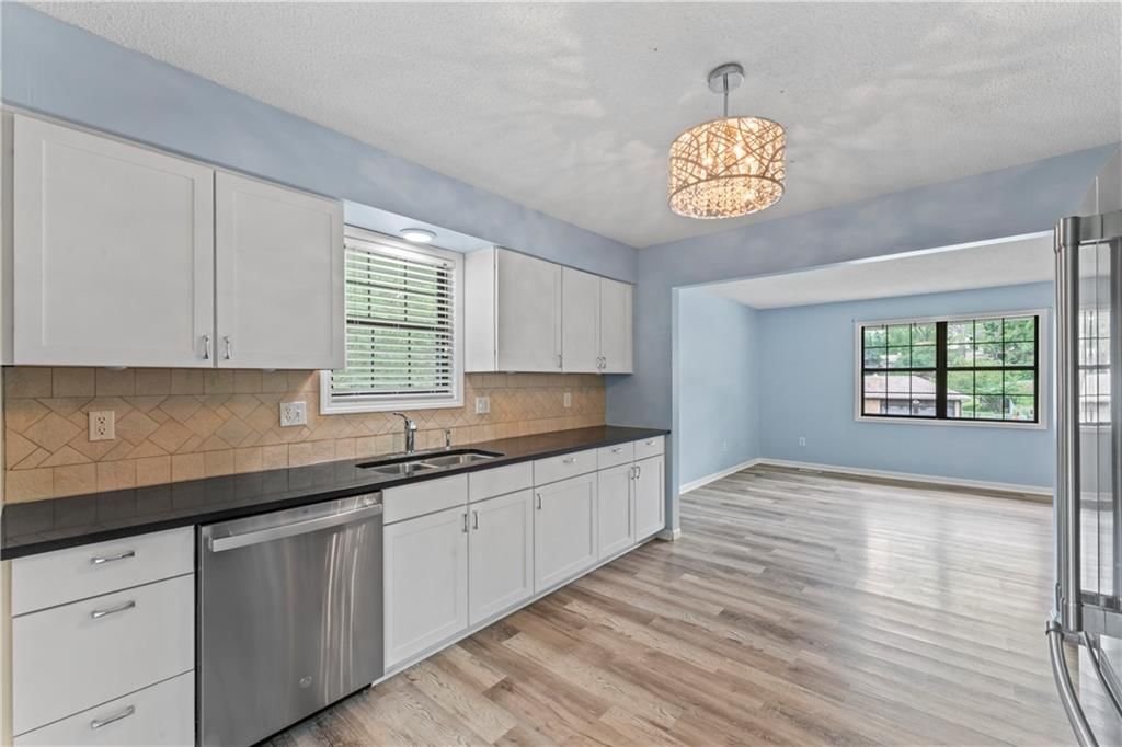 10003 NW 71ST Street — photo 11