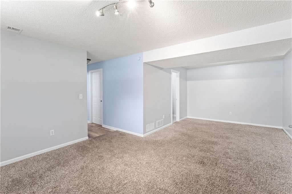 10003 NW 71ST Street — photo 32
