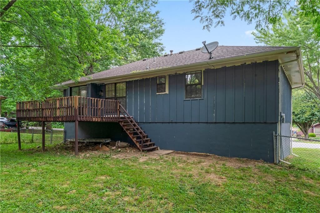 10003 NW 71ST Street — photo 41