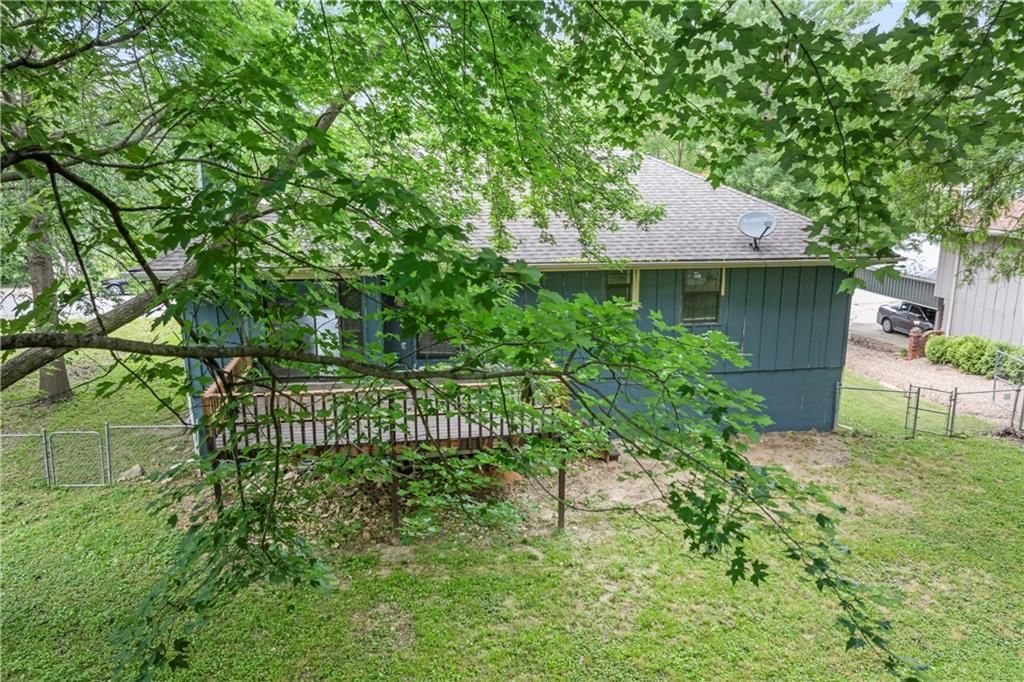 10003 NW 71ST Street — photo 42