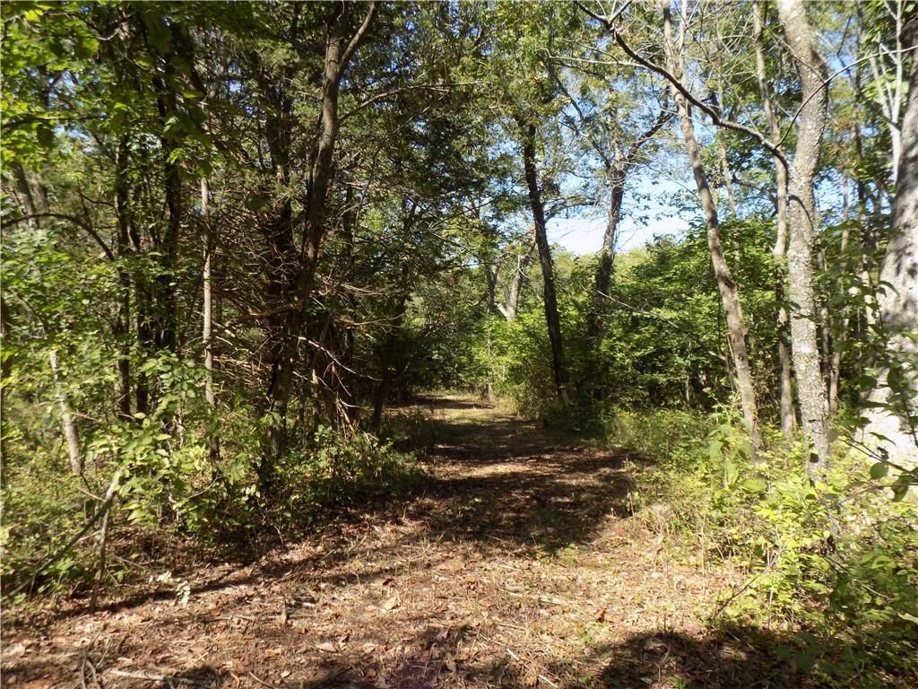 E 2000 Road — photo 9