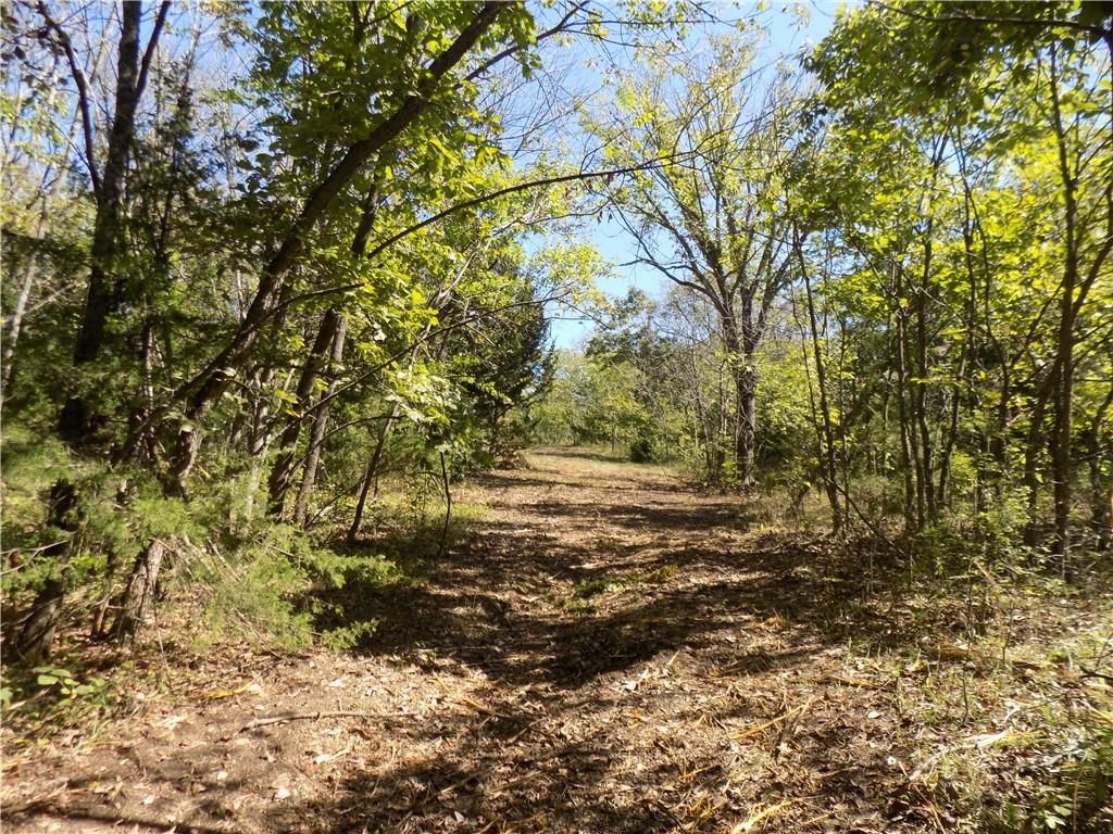 E 2000 Road — photo 13