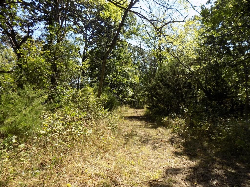 E 2000 Road — photo 27