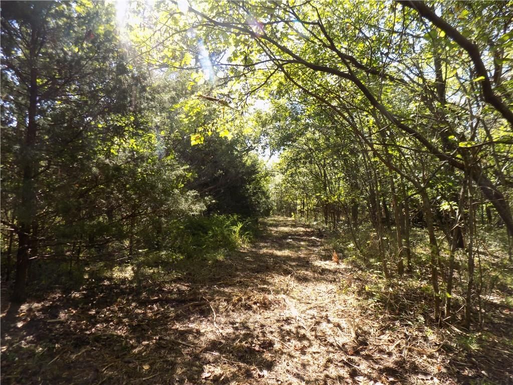 E 2000 Road — photo 29