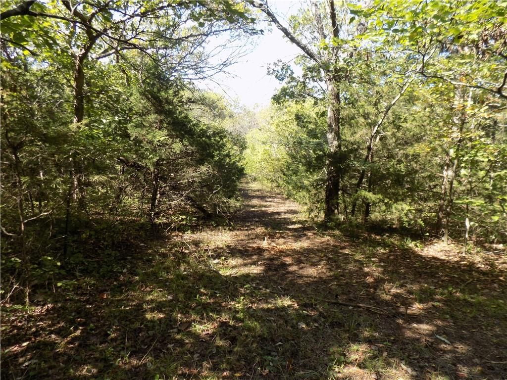 E 2000 Road — photo 32