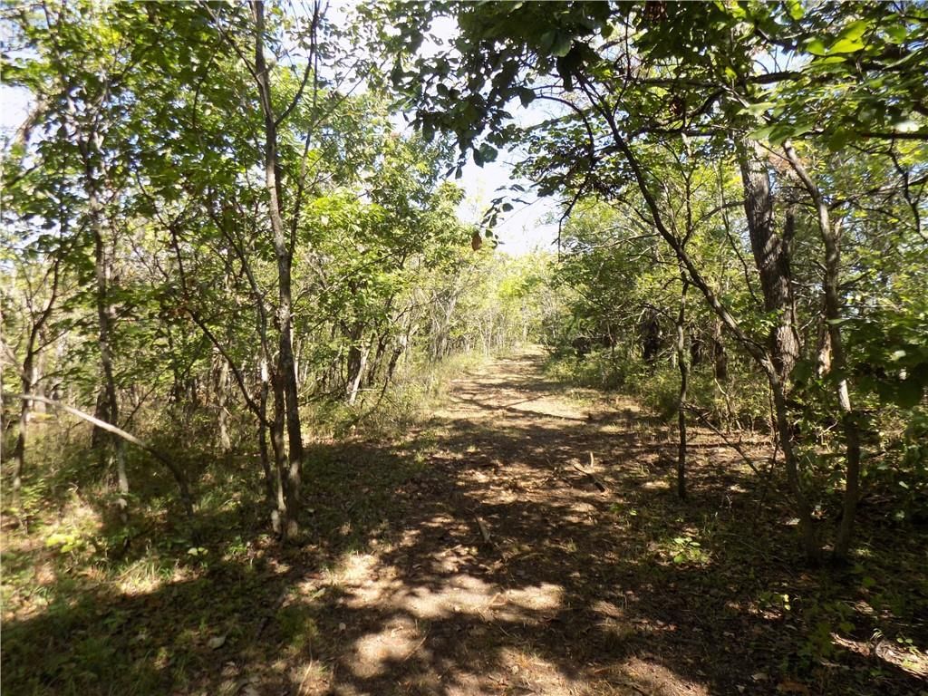 E 2000 Road — photo 33