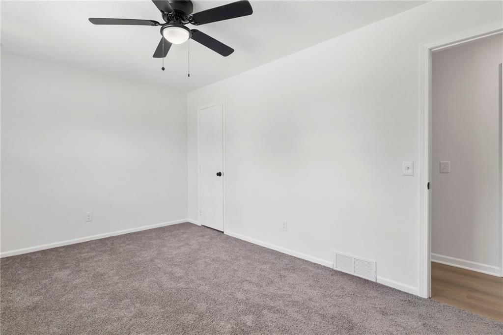 105 W Meriwood Lane — photo 12
