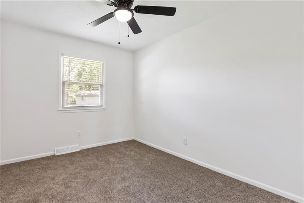 105 W Meriwood Lane — photo 16