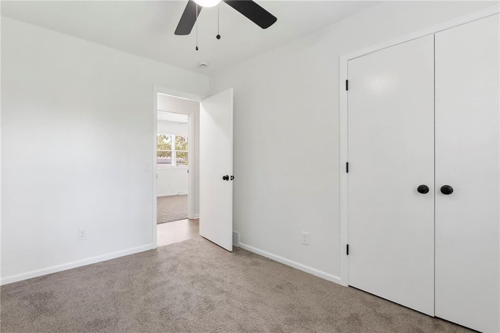 105 W Meriwood Lane — photo 17
