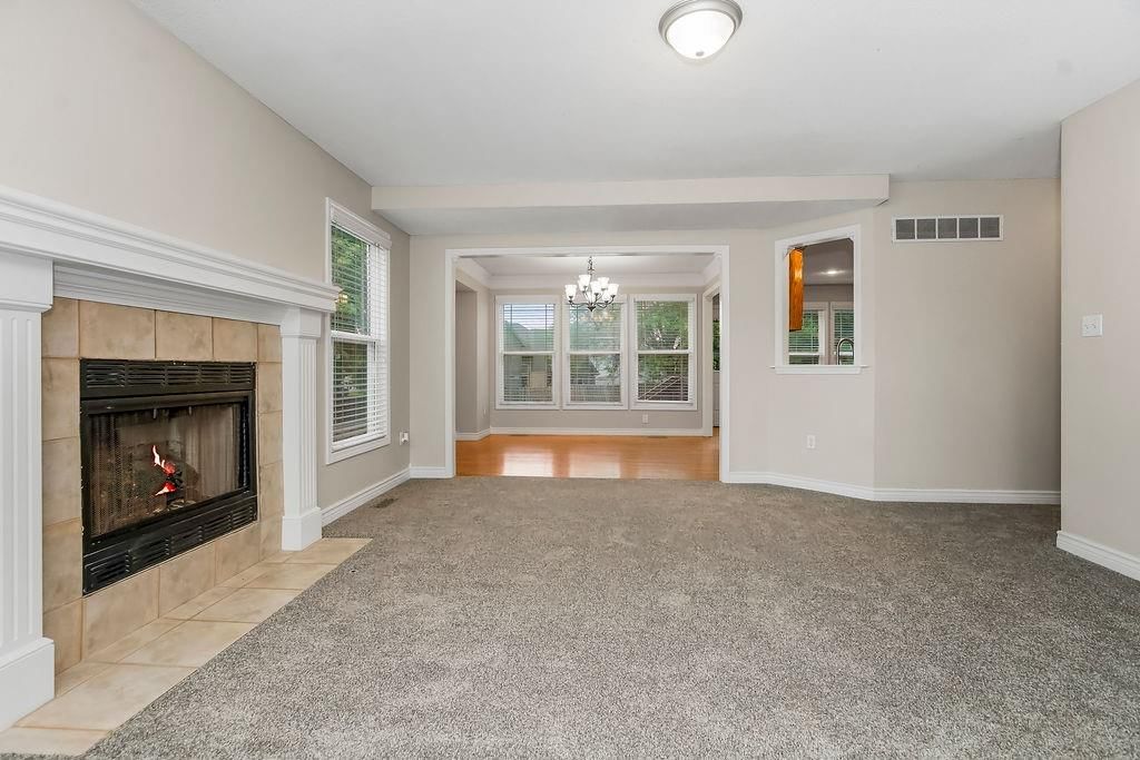 1129 SW Georgetown Drive — photo 5