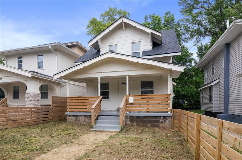 3805 Agnes Avenue — photo 2