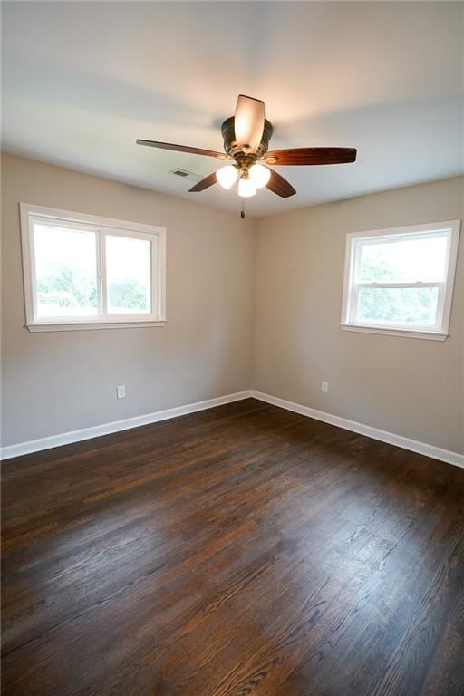 Photo 21 of 38 - 3229 N 37th Street