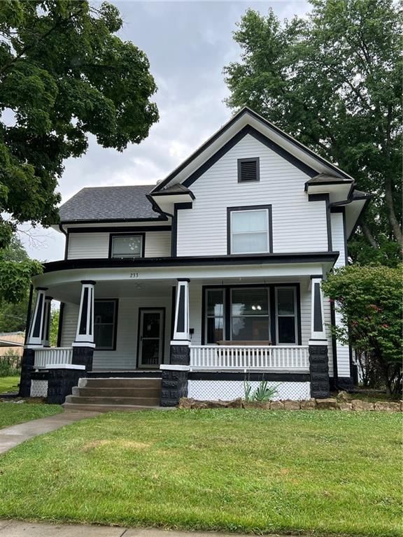 233 Main Street — photo 2