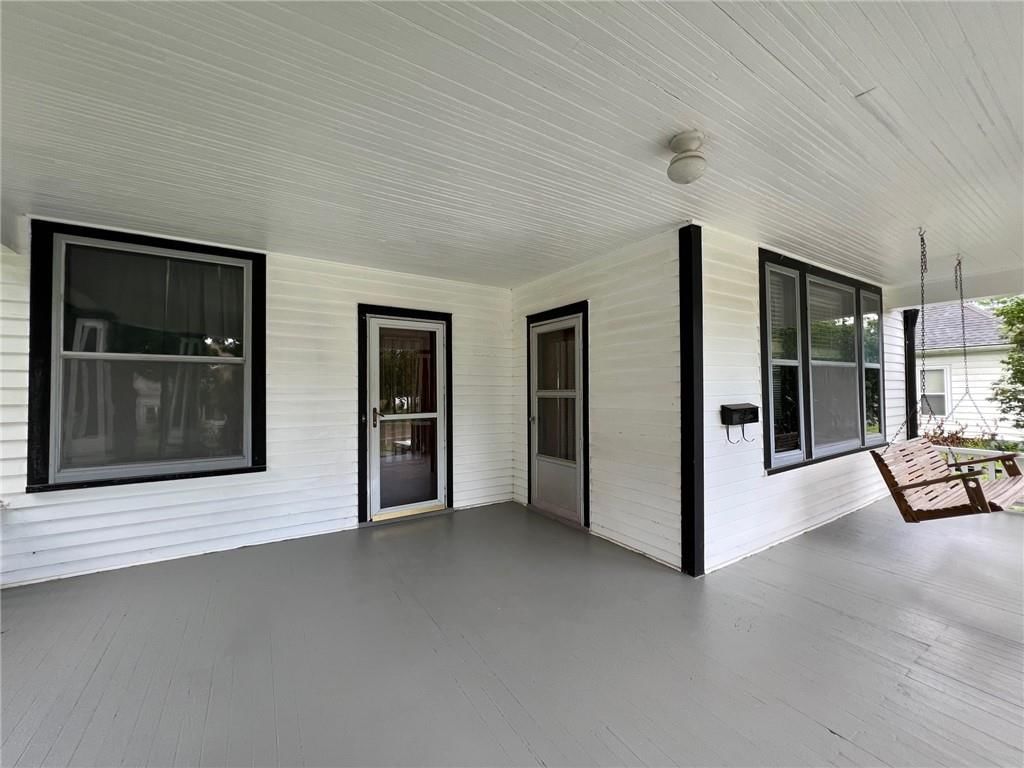 233 Main Street — photo 3