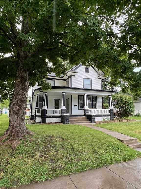233 Main Street — photo 50
